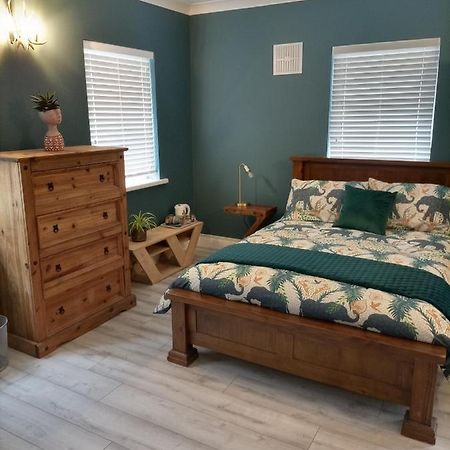 Applelea House Bed & Breakfast Rosslare Harbour ภายนอก รูปภาพ